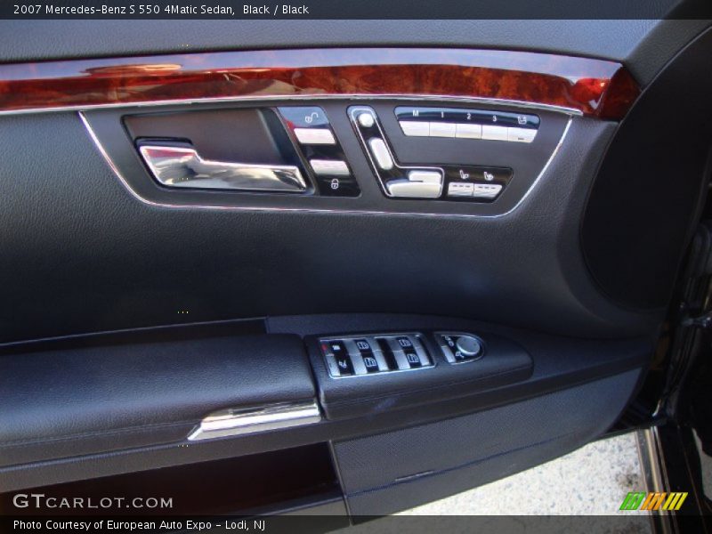 Black / Black 2007 Mercedes-Benz S 550 4Matic Sedan