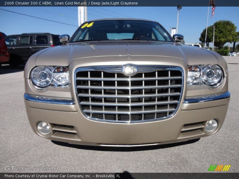Linen Gold Metallic / Deep Jade/Light Graystone 2006 Chrysler 300 C HEMI