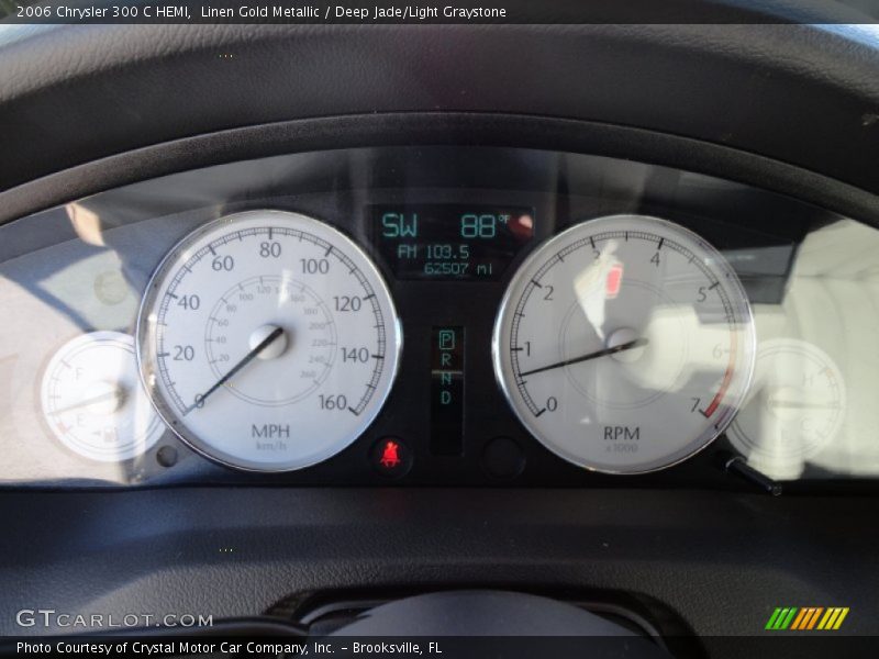 Linen Gold Metallic / Deep Jade/Light Graystone 2006 Chrysler 300 C HEMI