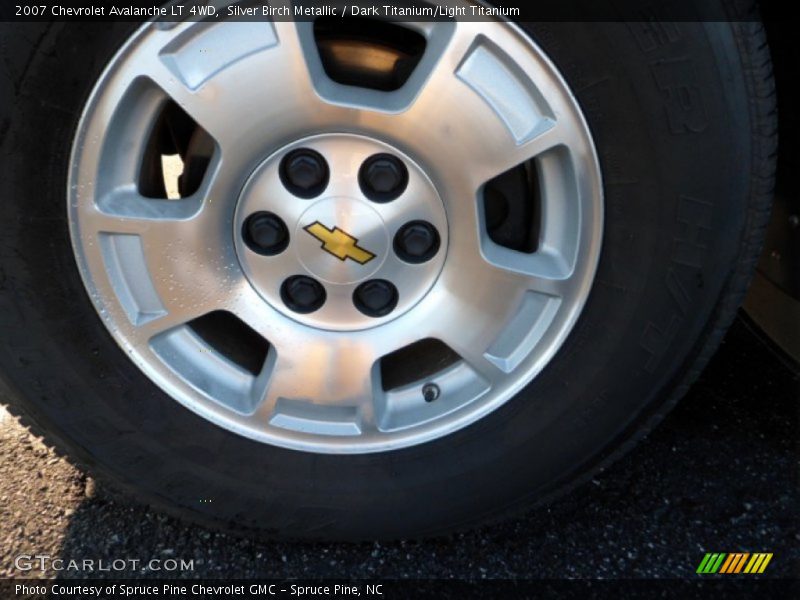 Silver Birch Metallic / Dark Titanium/Light Titanium 2007 Chevrolet Avalanche LT 4WD