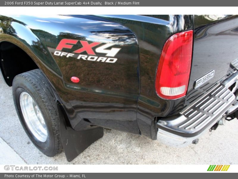 Black / Medium Flint 2006 Ford F350 Super Duty Lariat SuperCab 4x4 Dually