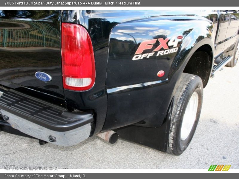 Black / Medium Flint 2006 Ford F350 Super Duty Lariat SuperCab 4x4 Dually
