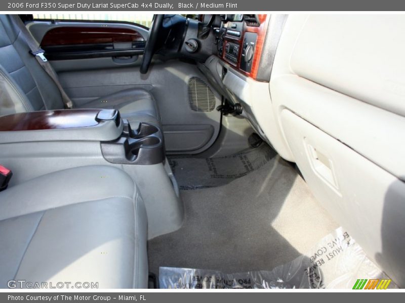 Black / Medium Flint 2006 Ford F350 Super Duty Lariat SuperCab 4x4 Dually