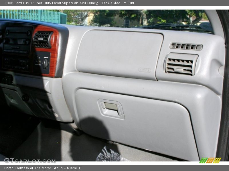 Black / Medium Flint 2006 Ford F350 Super Duty Lariat SuperCab 4x4 Dually