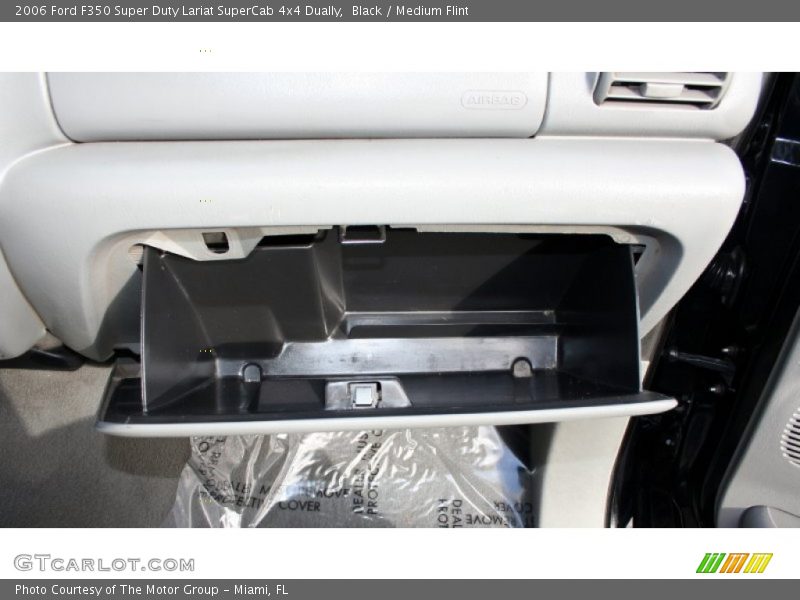 Black / Medium Flint 2006 Ford F350 Super Duty Lariat SuperCab 4x4 Dually