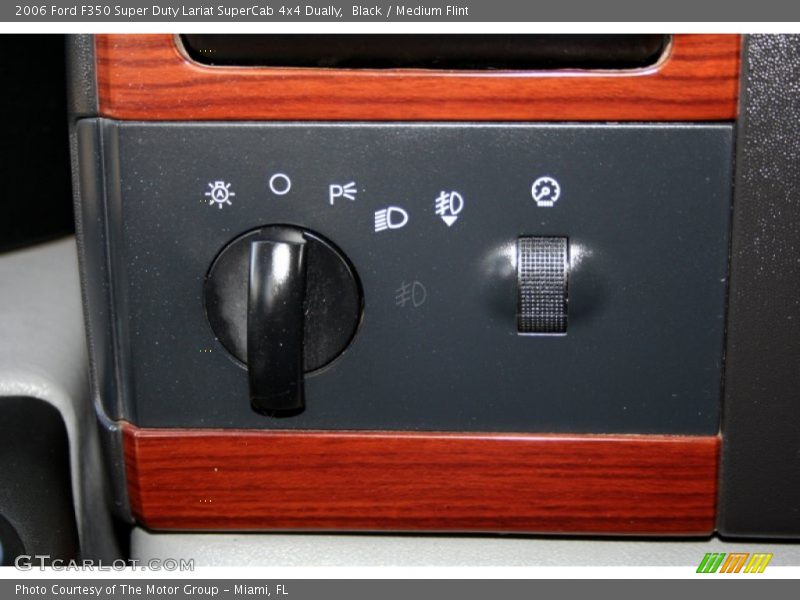 Black / Medium Flint 2006 Ford F350 Super Duty Lariat SuperCab 4x4 Dually