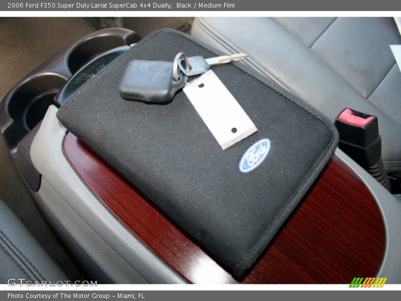 Books/Manuals of 2006 F350 Super Duty Lariat SuperCab 4x4 Dually