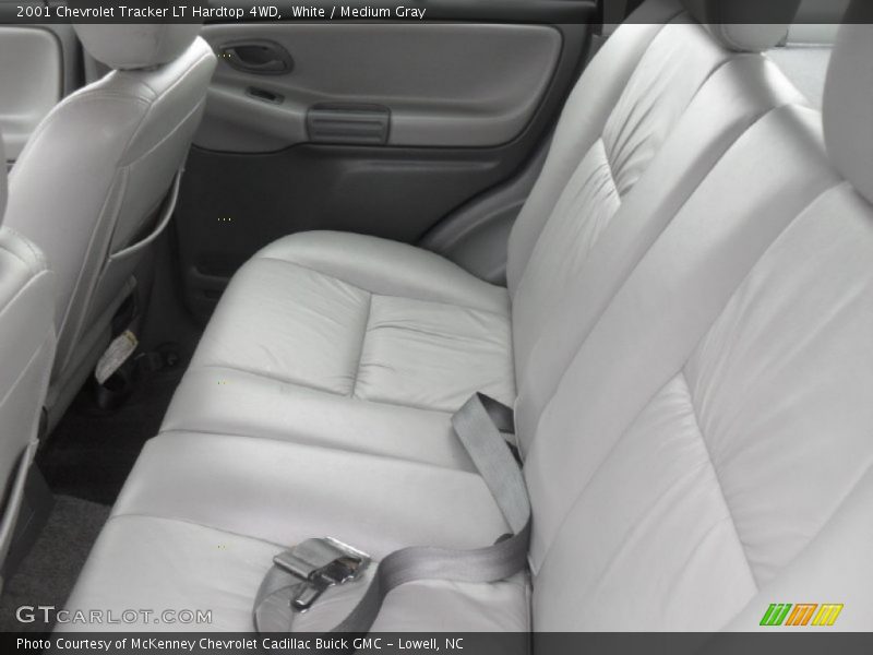 White / Medium Gray 2001 Chevrolet Tracker LT Hardtop 4WD