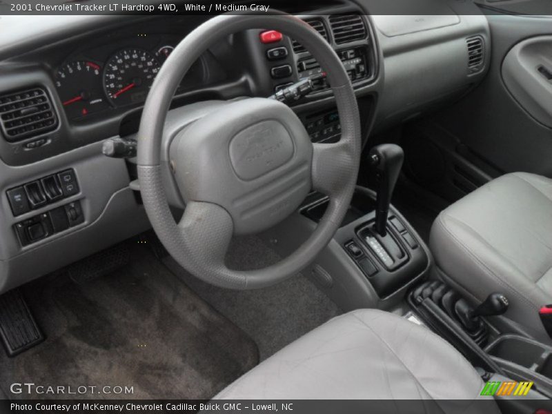 White / Medium Gray 2001 Chevrolet Tracker LT Hardtop 4WD
