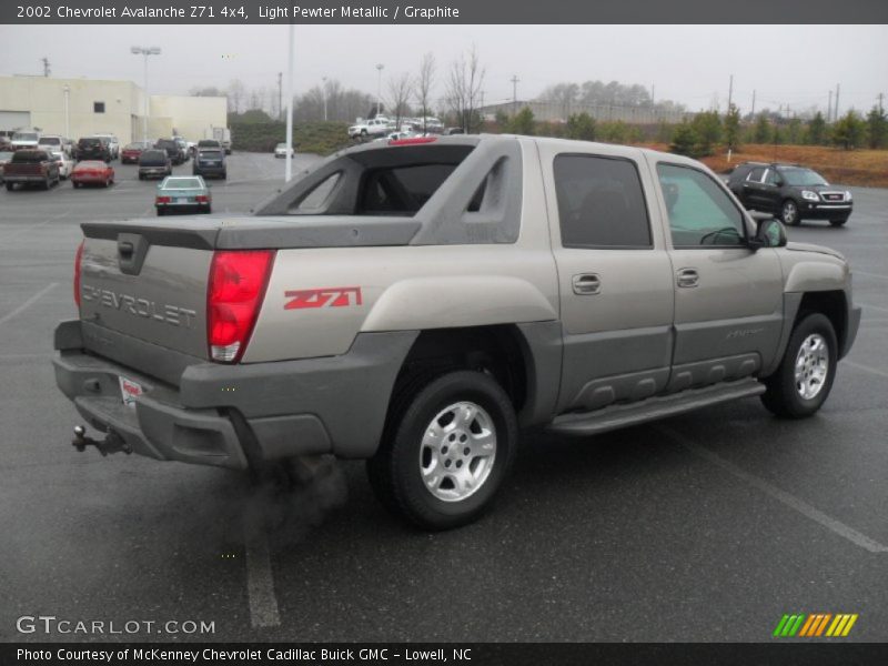 Light Pewter Metallic / Graphite 2002 Chevrolet Avalanche Z71 4x4