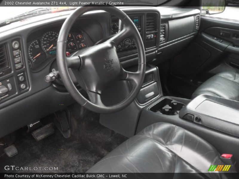 Light Pewter Metallic / Graphite 2002 Chevrolet Avalanche Z71 4x4