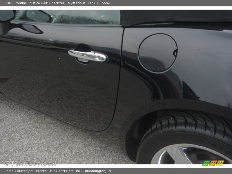 Mysterious Black / Ebony 2008 Pontiac Solstice GXP Roadster