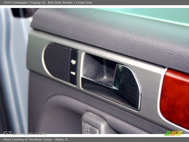 Blue Silver Metallic / Kristal Gray 2004 Volkswagen Touareg V8