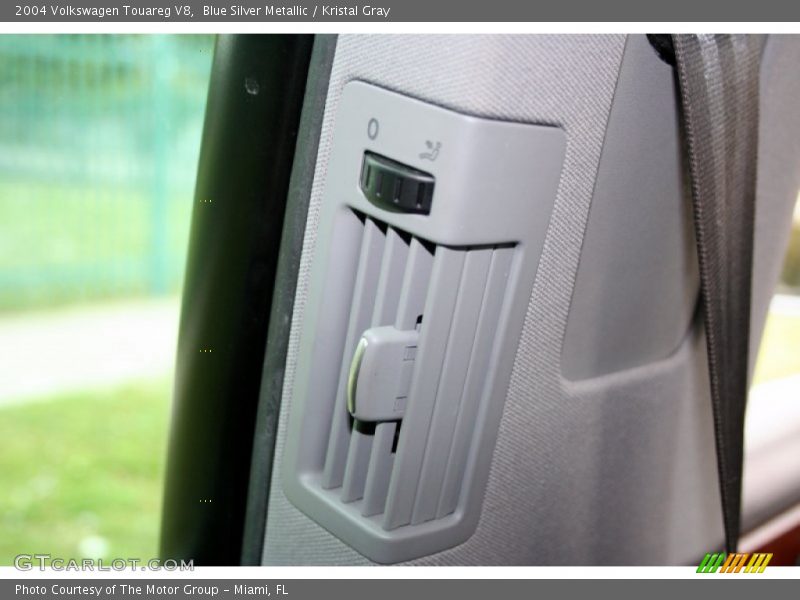 Blue Silver Metallic / Kristal Gray 2004 Volkswagen Touareg V8