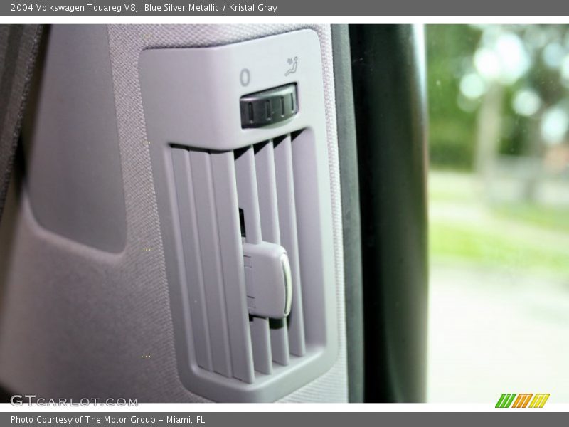 Blue Silver Metallic / Kristal Gray 2004 Volkswagen Touareg V8