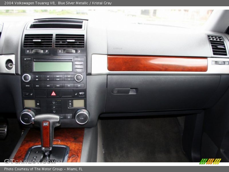 Blue Silver Metallic / Kristal Gray 2004 Volkswagen Touareg V8