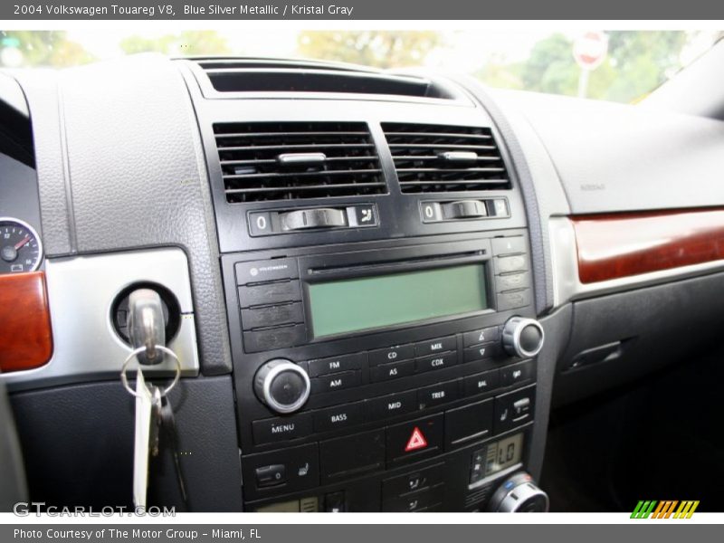 Blue Silver Metallic / Kristal Gray 2004 Volkswagen Touareg V8