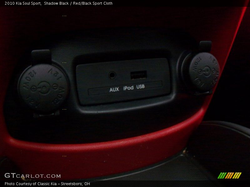 Shadow Black / Red/Black Sport Cloth 2010 Kia Soul Sport