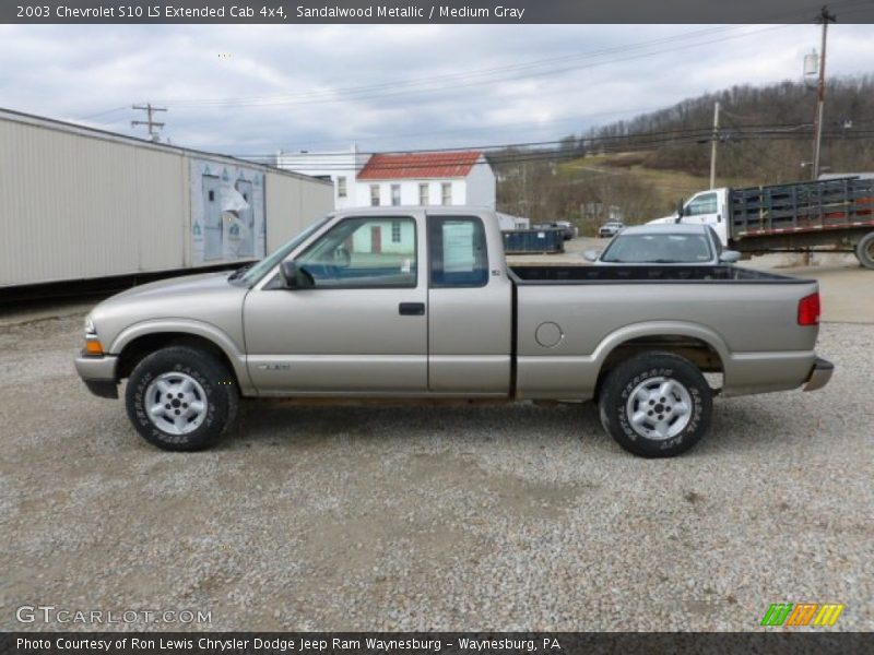 Sandalwood Metallic / Medium Gray 2003 Chevrolet S10 LS Extended Cab 4x4