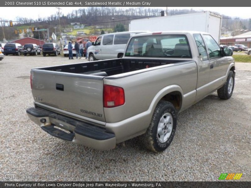 Sandalwood Metallic / Medium Gray 2003 Chevrolet S10 LS Extended Cab 4x4