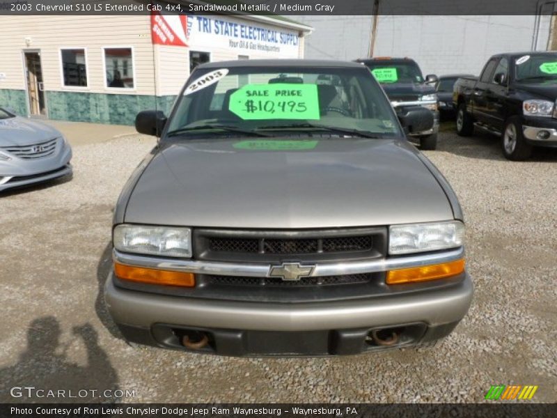 Sandalwood Metallic / Medium Gray 2003 Chevrolet S10 LS Extended Cab 4x4