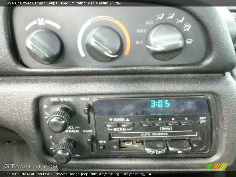 Medium Patriot Red Metallic / Gray 1994 Chevrolet Camaro Coupe