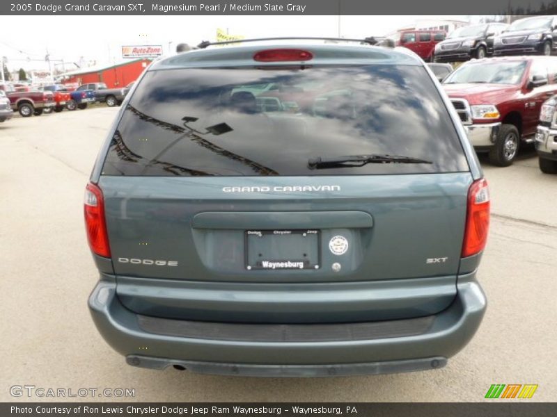 Magnesium Pearl / Medium Slate Gray 2005 Dodge Grand Caravan SXT