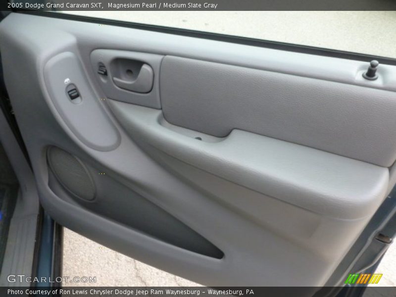 Magnesium Pearl / Medium Slate Gray 2005 Dodge Grand Caravan SXT