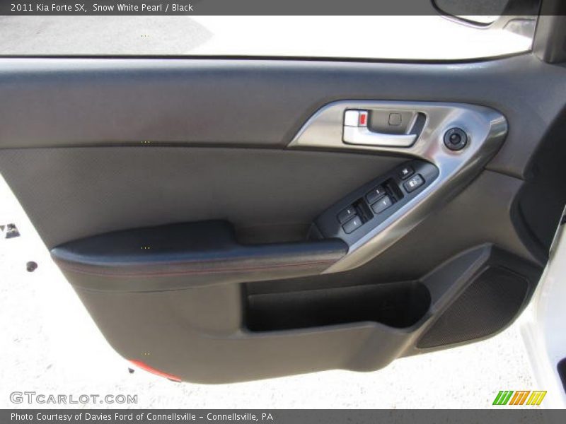 Snow White Pearl / Black 2011 Kia Forte SX