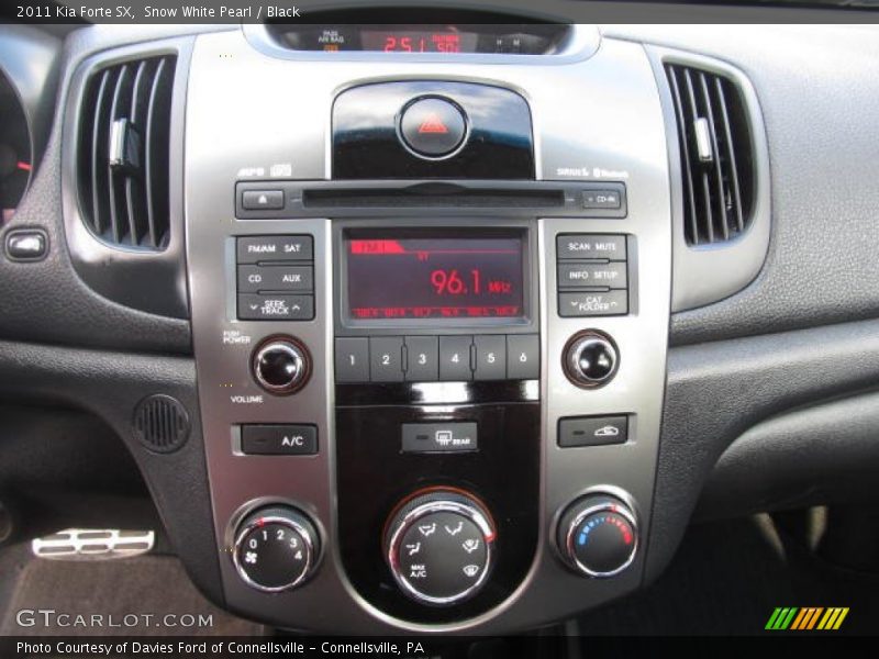 Controls of 2011 Forte SX