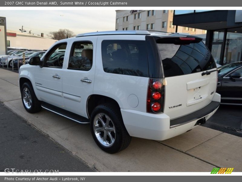 Summit White / Cocoa/Light Cashmere 2007 GMC Yukon Denali AWD