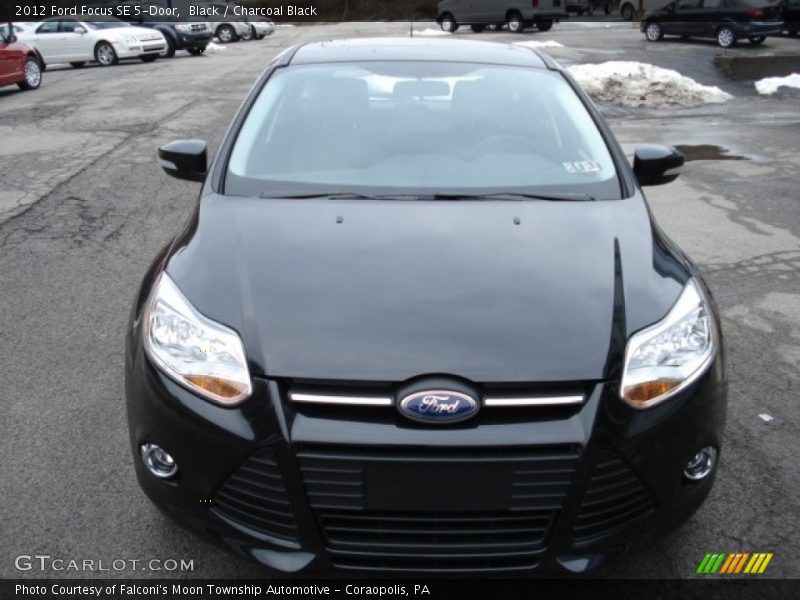 Black / Charcoal Black 2012 Ford Focus SE 5-Door
