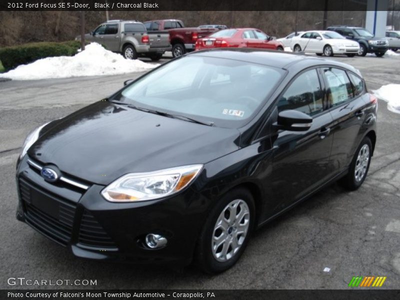 Black / Charcoal Black 2012 Ford Focus SE 5-Door