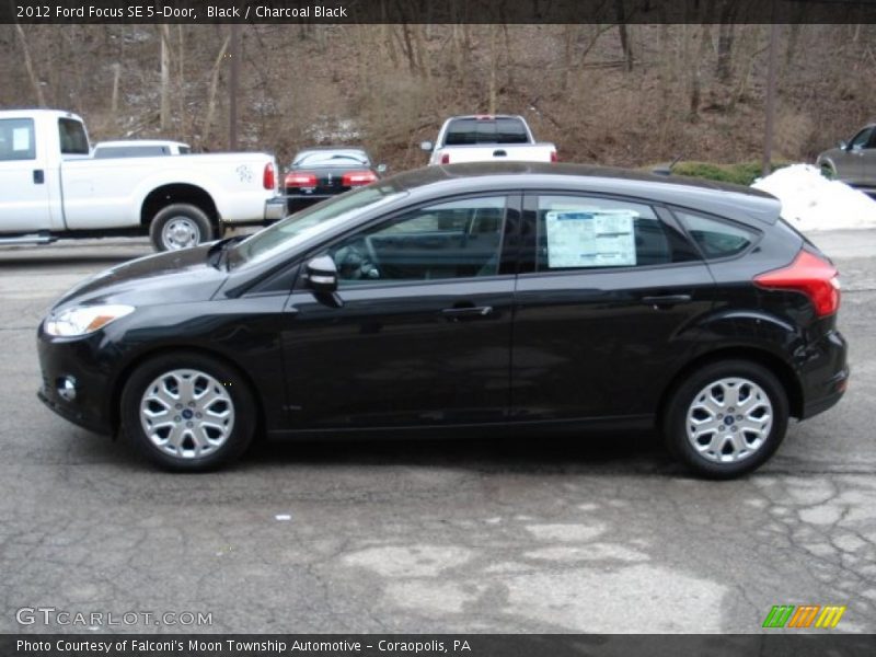 Black / Charcoal Black 2012 Ford Focus SE 5-Door