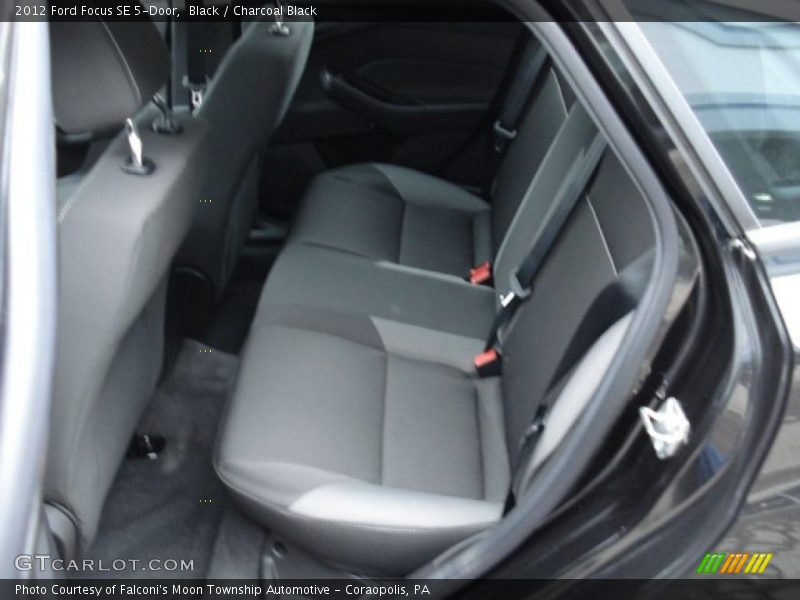 Black / Charcoal Black 2012 Ford Focus SE 5-Door