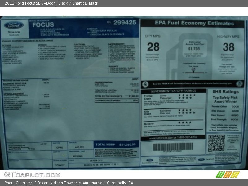 Black / Charcoal Black 2012 Ford Focus SE 5-Door