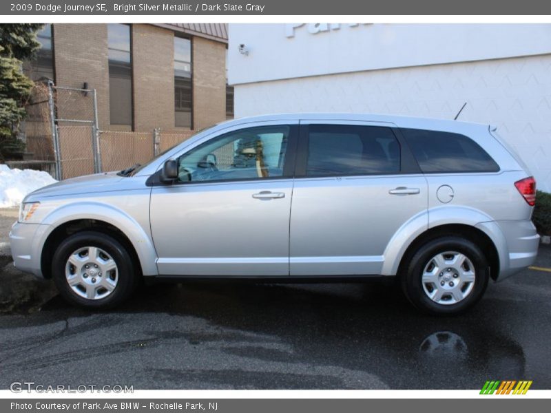 Bright Silver Metallic / Dark Slate Gray 2009 Dodge Journey SE