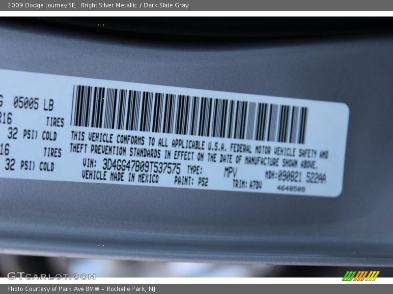 Bright Silver Metallic / Dark Slate Gray 2009 Dodge Journey SE