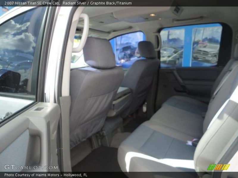 Radiant Silver / Graphite Black/Titanium 2007 Nissan Titan SE Crew Cab