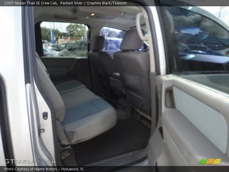 Radiant Silver / Graphite Black/Titanium 2007 Nissan Titan SE Crew Cab