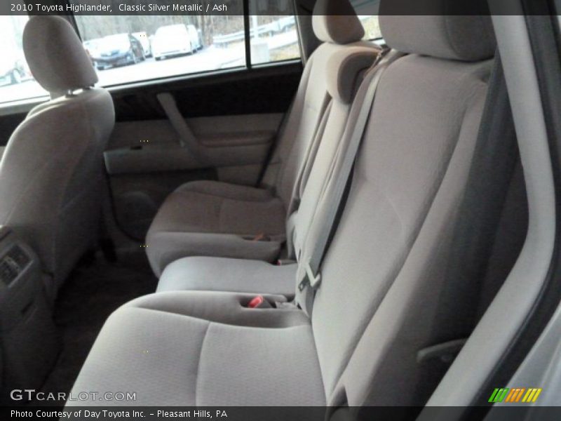 Classic Silver Metallic / Ash 2010 Toyota Highlander