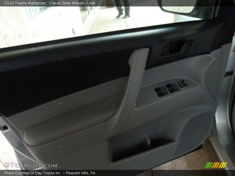 Classic Silver Metallic / Ash 2010 Toyota Highlander