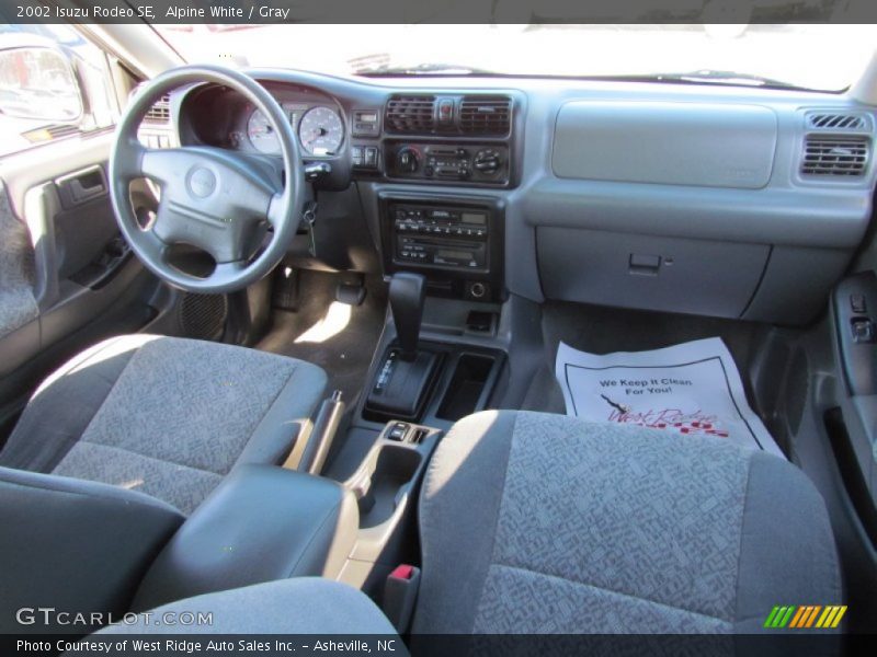 Alpine White / Gray 2002 Isuzu Rodeo SE