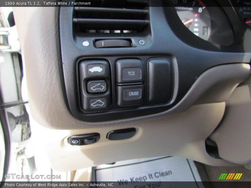 Taffeta White / Parchment 1999 Acura TL 3.2