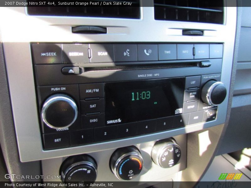 Sunburst Orange Pearl / Dark Slate Gray 2007 Dodge Nitro SXT 4x4