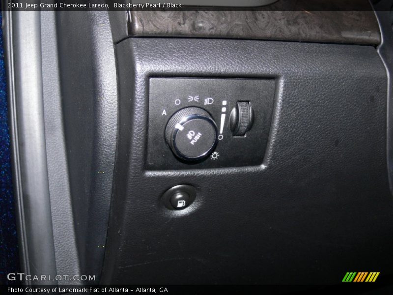 Blackberry Pearl / Black 2011 Jeep Grand Cherokee Laredo