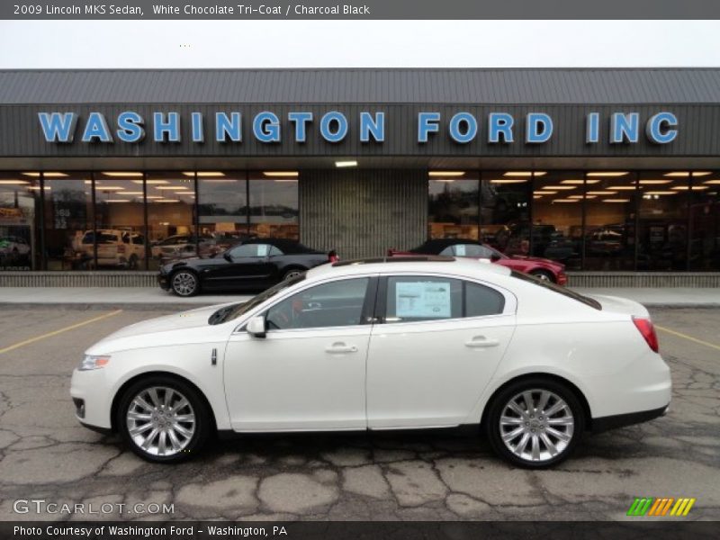 White Chocolate Tri-Coat / Charcoal Black 2009 Lincoln MKS Sedan