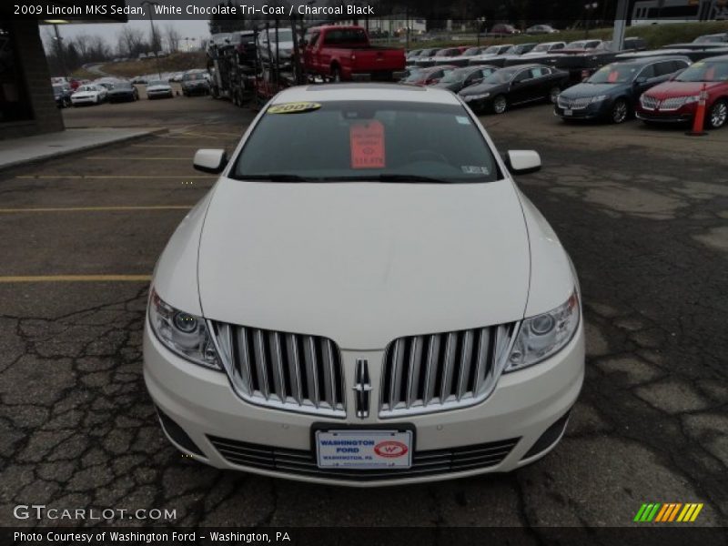 White Chocolate Tri-Coat / Charcoal Black 2009 Lincoln MKS Sedan