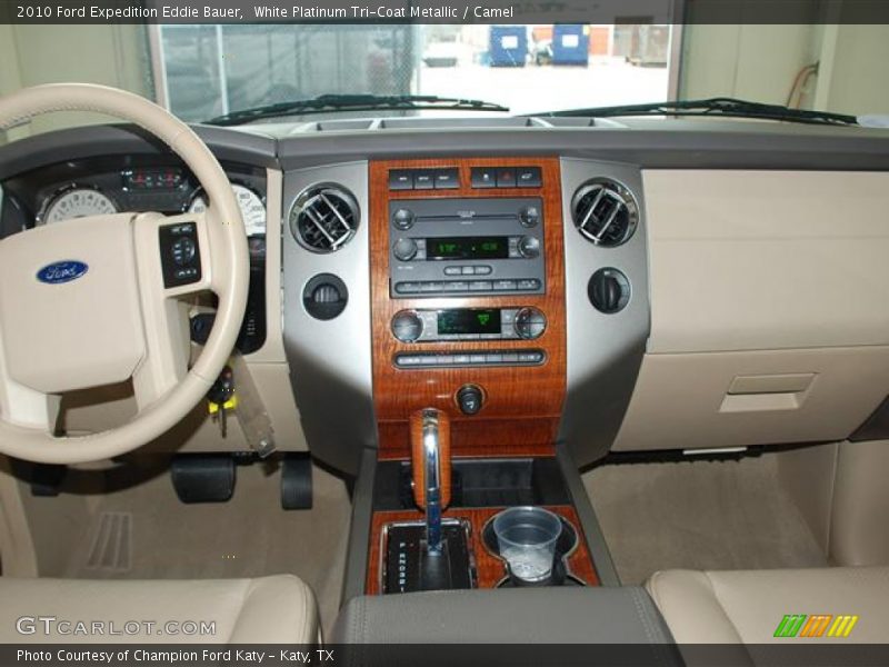 White Platinum Tri-Coat Metallic / Camel 2010 Ford Expedition Eddie Bauer
