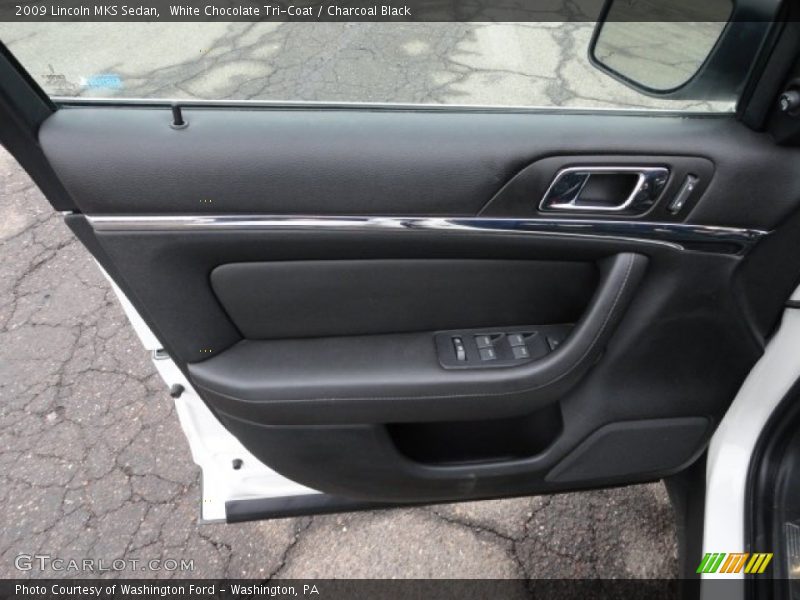 White Chocolate Tri-Coat / Charcoal Black 2009 Lincoln MKS Sedan